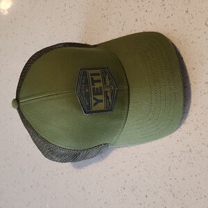 BRAND NEW green trucker adjustable hat